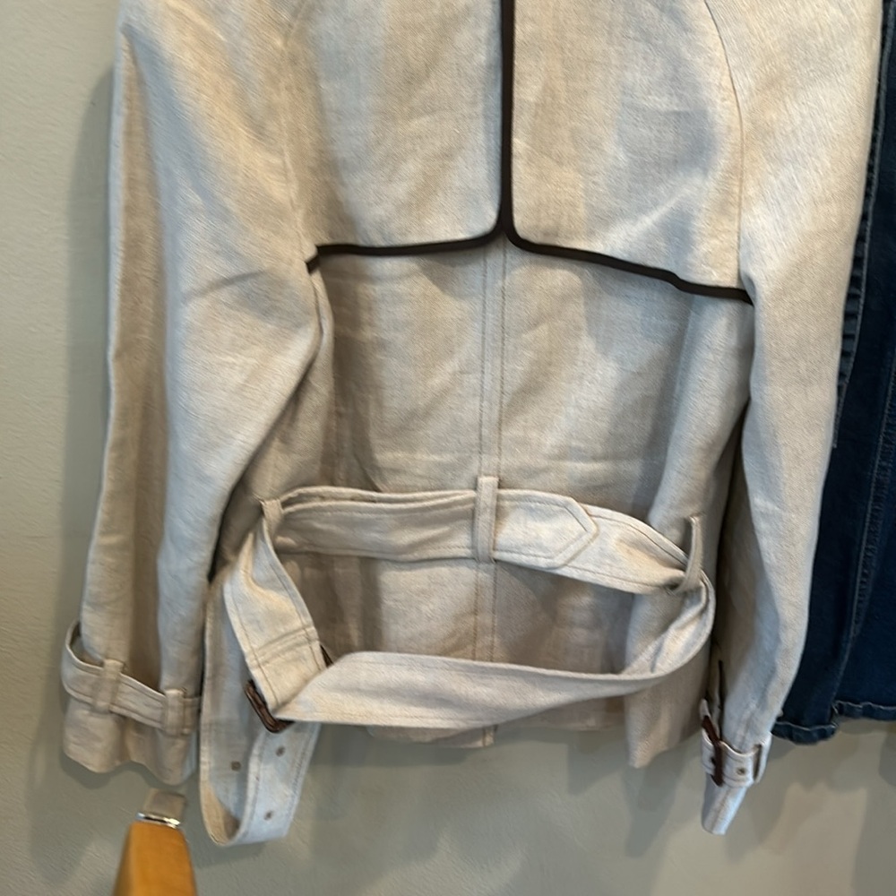 Ann Taylor Loft linen jacket - Picture 4 of 6